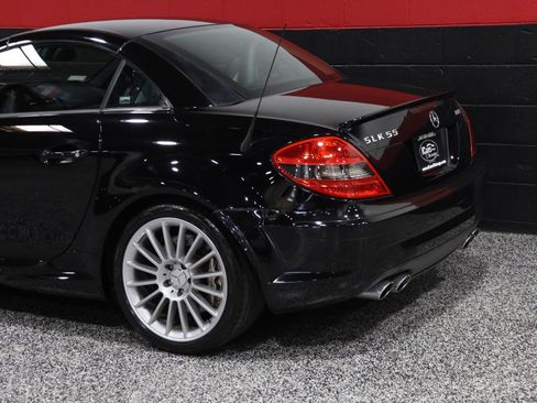 Used 2005 Mercedes-Benz SLK 55 AMG image 26