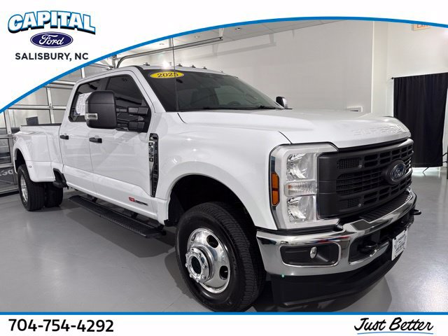 Used 2025 Ford F350 XL w/ XL Driver Assist Package AWD/4WD image 1