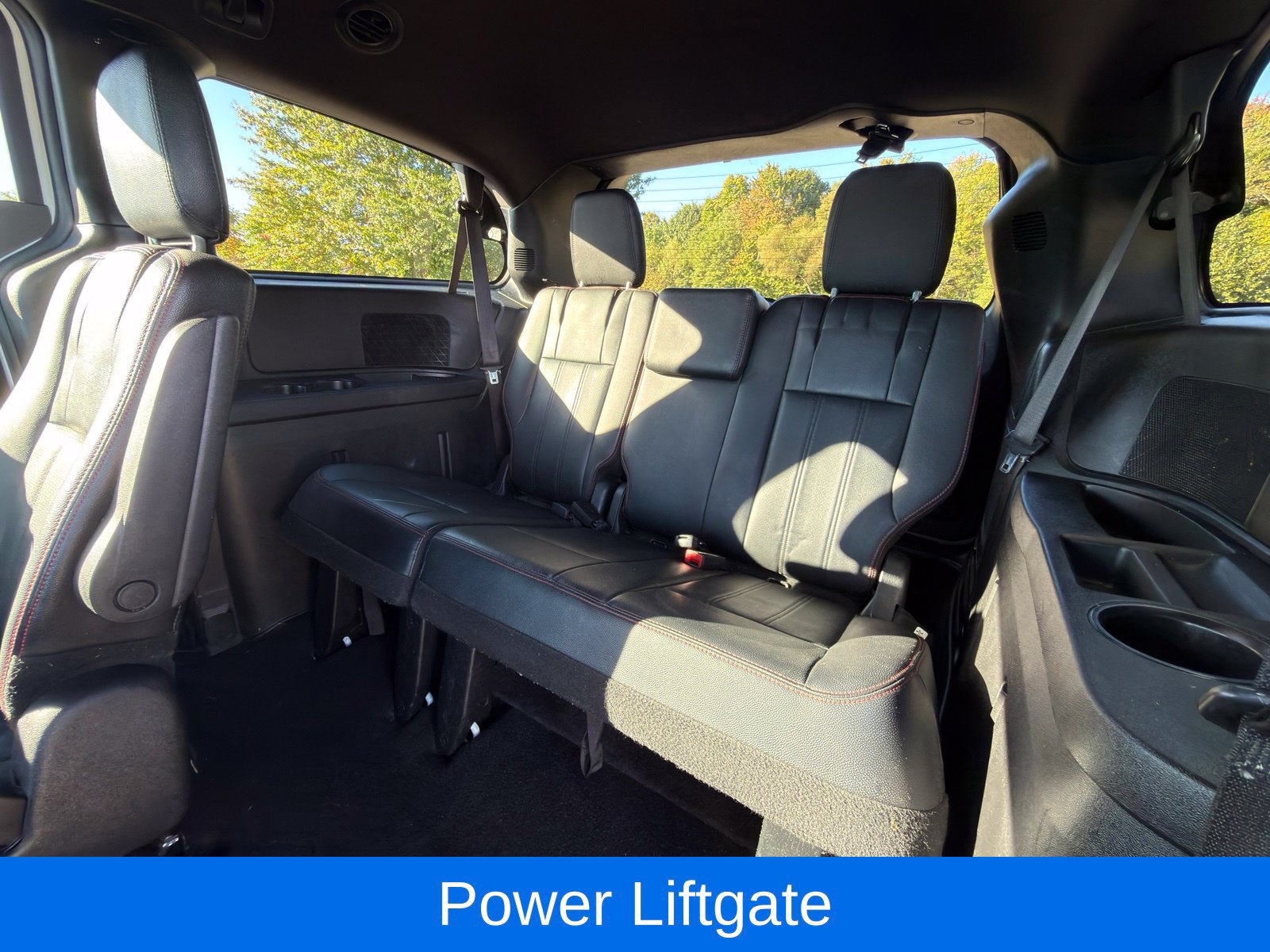 Used 2019 Dodge Grand Caravan GT FWD image 26