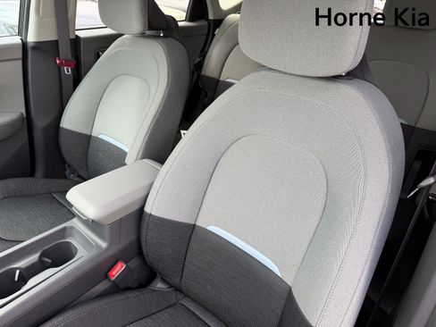 New 2027 Kia Seltos S FWD image 10
