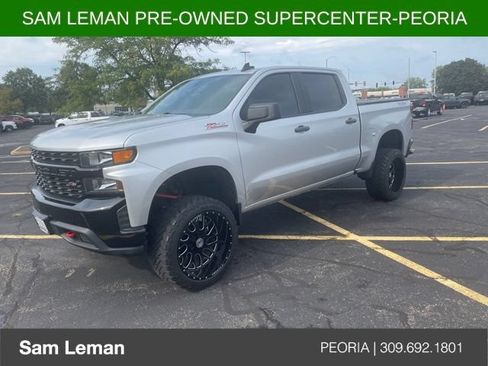 Used 2019 Chevrolet Silverado 1500 Custom Trail Boss w/ Custom Convenience Package AWD/4WD image 1