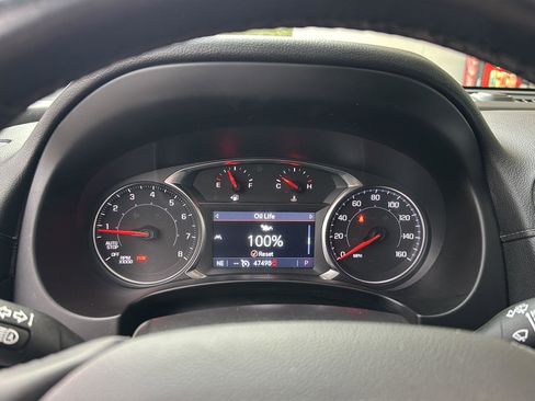 Used 2024 GMC Terrain SLT image 20