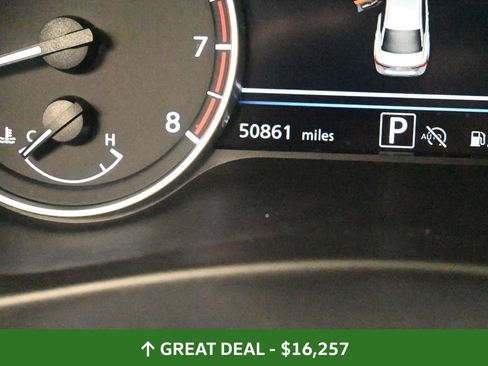 Used 2024 Nissan Sentra SV image 36