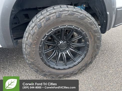 Used 2018 Ford F150 Raptor w/ Equipment Group 802A Luxury image 15