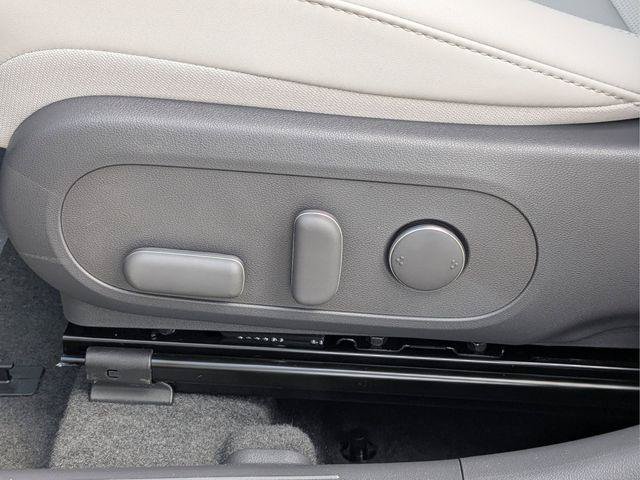New 2026 Hyundai Kona Limited FWD image 28