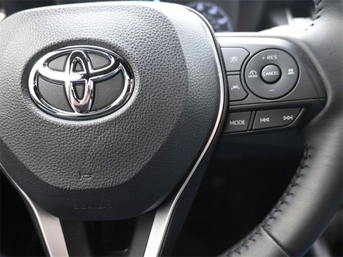 Used 2024 Toyota Corolla SE w/ SE Premium Package image 27