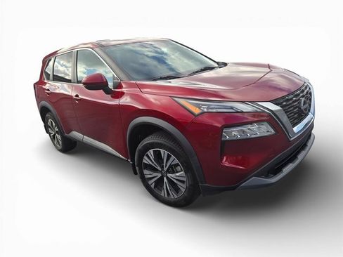 Used 2022 Nissan Rogue SV image 1