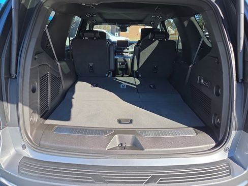 Used 2023 Chevrolet Tahoe High Country w/ Premium Package 2 image 11