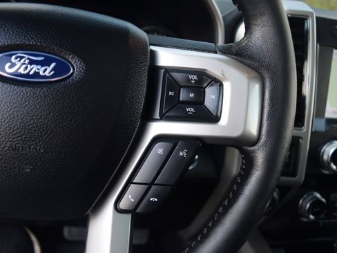 Used 2020 Ford F150 Lariat w/ Equipment Group 502A Luxury image 5