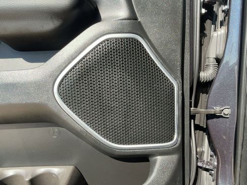 Used 2021 RAM 1500 Laramie w/ Sport Appearance Package image 14