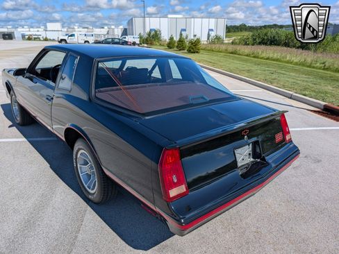 Used 1987 Chevrolet Monte Carlo SS image 4