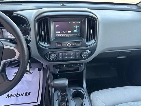 Used 2018 Chevrolet Colorado W/T w/ WT Convenience Package RWD image 21