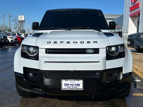 Used 2022 Land Rover Defender 90 V8 AWD/4WD image 2