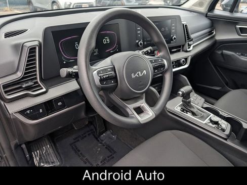 Certified 2023 Kia Sportage LX image 9