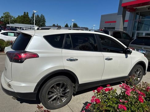 Used 2017 Toyota RAV4 Limited w/ Advanced Technology Package AWD/4WD image 10