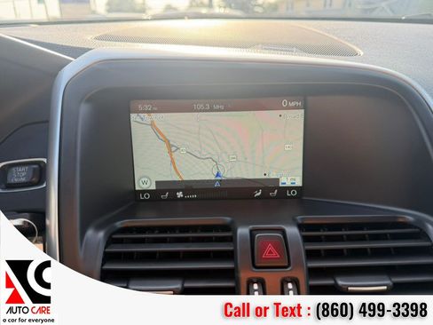 Used 2015 Volvo XC60 T6 Platinum w/ Climate Package AWD/4WD image 28