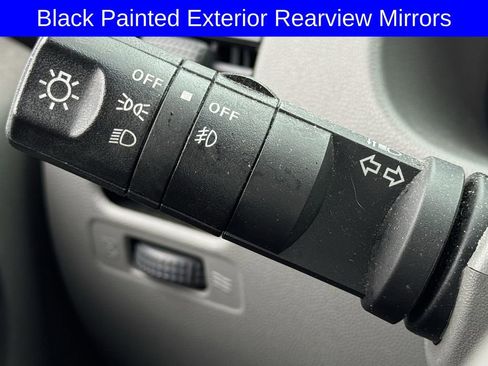 Used 2020 Nissan Frontier SV w/ Midnight Edition Floor Mats image 23