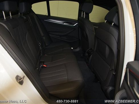 Used 2023 BMW 530e w/ M Sport Package RWD image 18