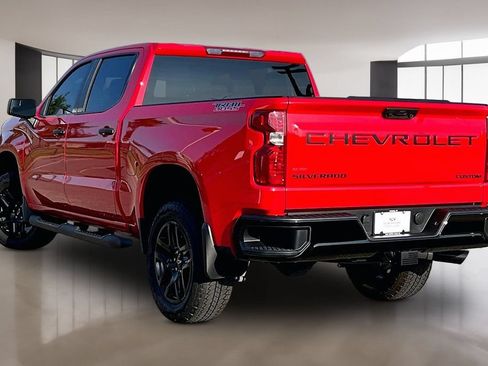 Used 2026 Chevrolet Silverado 1500 Custom Trail Boss w/ Turbomax Blackout Package AWD/4WD image 12