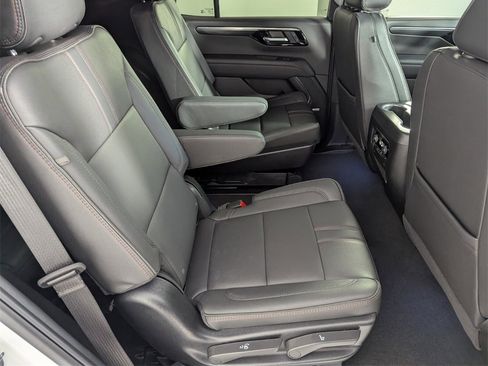 Used 2025 Chevrolet Tahoe RST w/ RST Performance Edition image 25