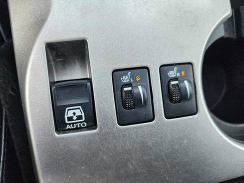 Used 2010 Toyota 4Runner Limited image 26