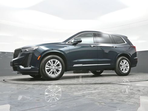 New 2025 Cadillac XT6 Luxury w/ LPO, Floor Liner Package image 20