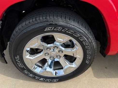 Used 2025 RAM 1500 Big Horn AWD/4WD image 11