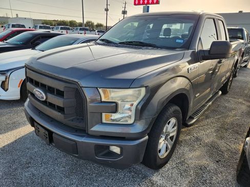 Used 2015 Ford F150 XL w/ Equipment Group 101A Mid RWD image 3