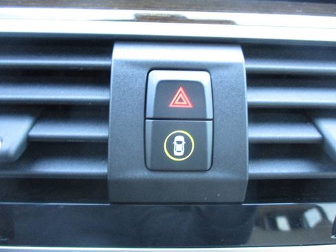 Used 2020 BMW X3 xDrive30i w/ Convenience Package image 33