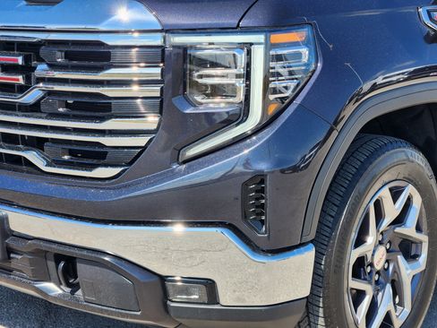 Used 2023 GMC Sierra 1500 SLT RWD image 8