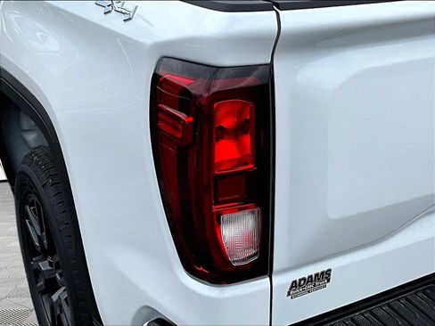 New 2026 GMC Sierra 1500 Elevation AWD/4WD image 12