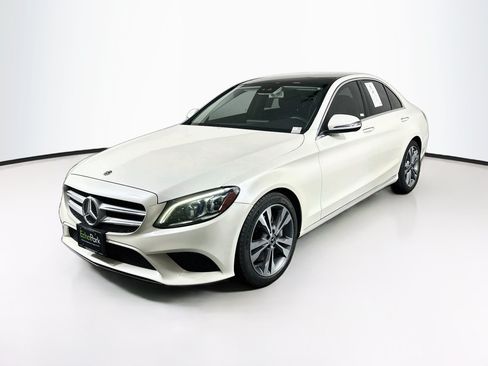 Used 2020 Mercedes-Benz C 300 Sedan image 3