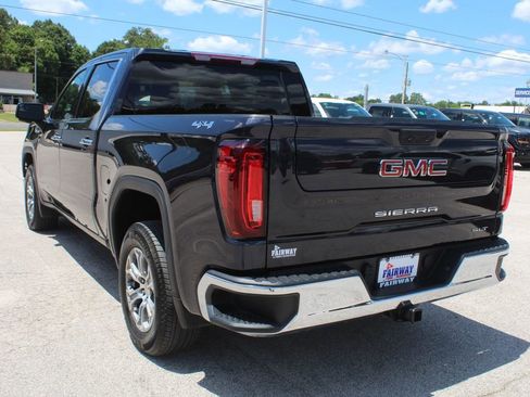 Used 2024 GMC Sierra 1500 SLT AWD/4WD image 13
