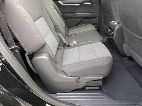 Used 2025 GMC Acadia Elevation FWD image 37