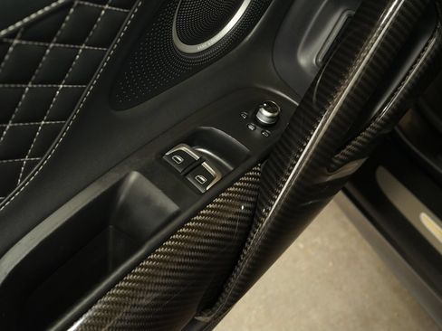 Used 2014 Audi R8 V10 AWD/4WD image 22