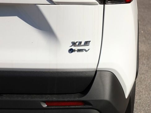 New 2025 Toyota RAV4 XLE image 4