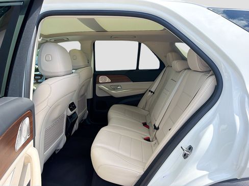 Used 2024 Mercedes-Benz GLE 450 4MATIC image 20