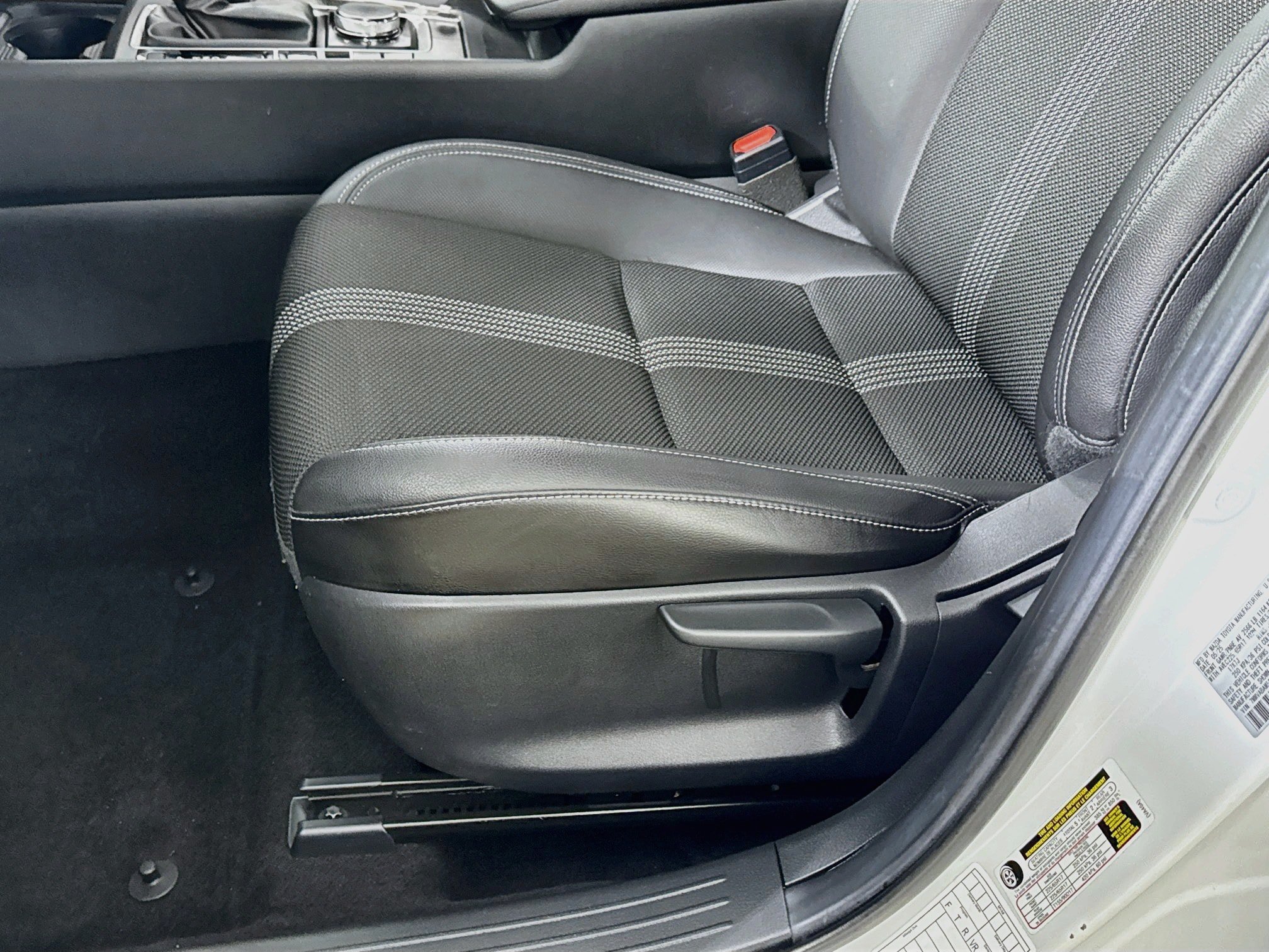Used 2025 MAZDA CX-50 AWD 2.5 S w/ Select Package image 18