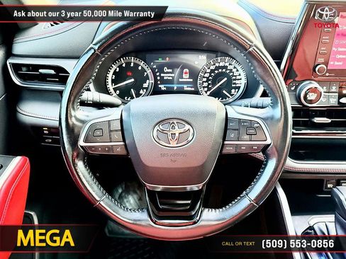 Used 2021 Toyota Highlander XSE image 24