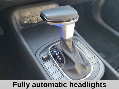 Used 2025 Hyundai Kona SEL image 7