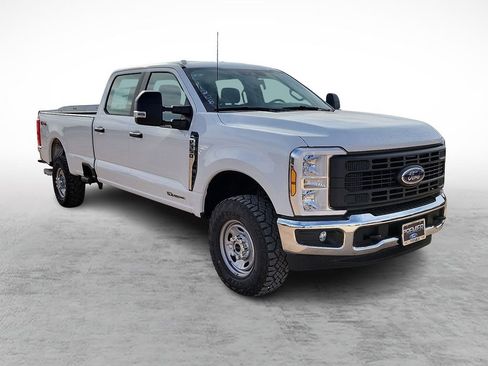 New 2026 Ford F350 XL w/ XL Off-Road Package AWD/4WD image 1