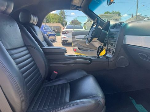 Used 2002 Ford Thunderbird RWD image 18