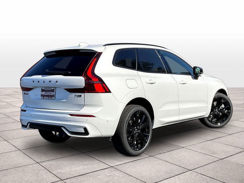 New 2026 Volvo XC60 T8 Ultra w/ Climate Package AWD/4WD image 4