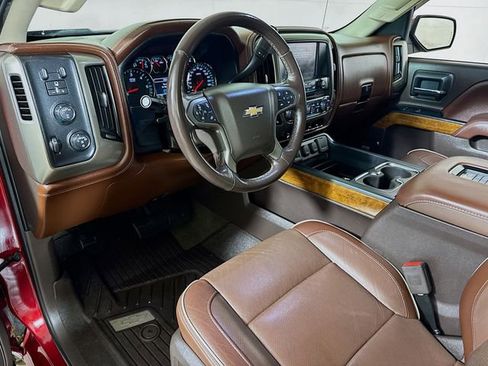 Used 2018 Chevrolet Silverado 1500 High Country AWD/4WD image 7