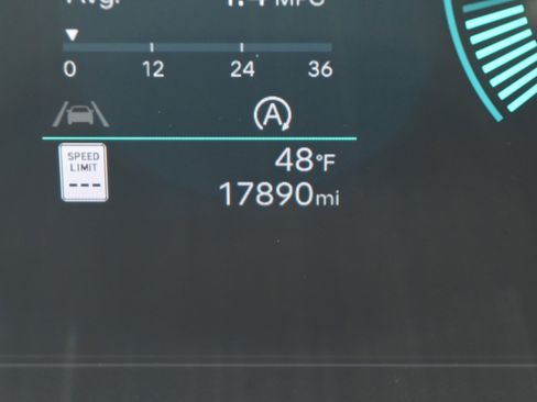 Used 2024 Hyundai Santa Fe SE image 22