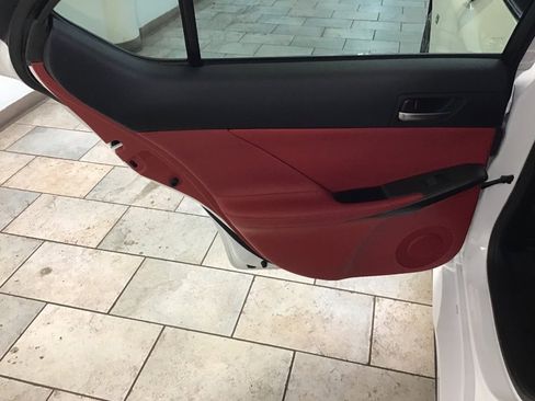 Used 2022 Lexus IS 350 F Sport image 21