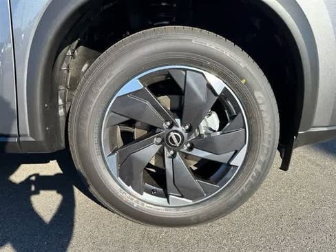 New 2026 Nissan Rogue SV image 30