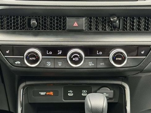 Certified 2026 Honda CR-V EX image 14