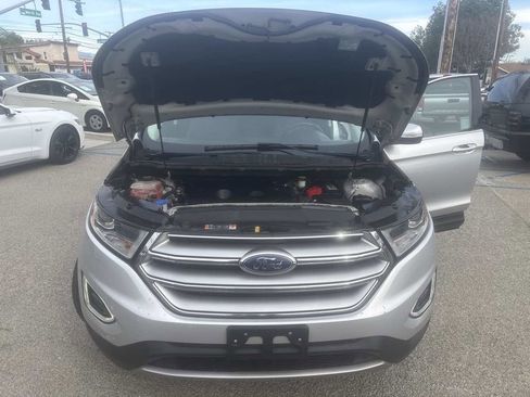 Used 2015 Ford Edge Titanium image 33