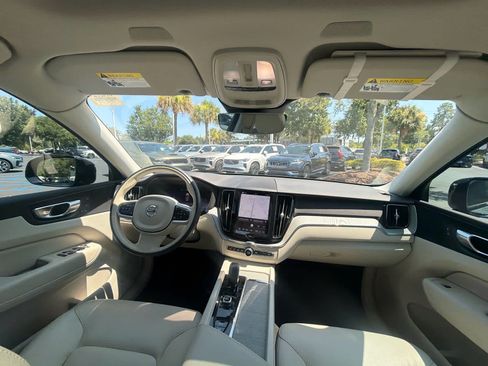 Used 2024 Volvo XC60 B5 Plus w/ Protection Package Premier AWD/4WD image 24